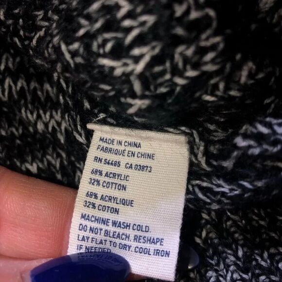 American Eagle Vintage Boyfriend Black and White Knitted Crewneck Sweater Small - Picture 6 of 6
